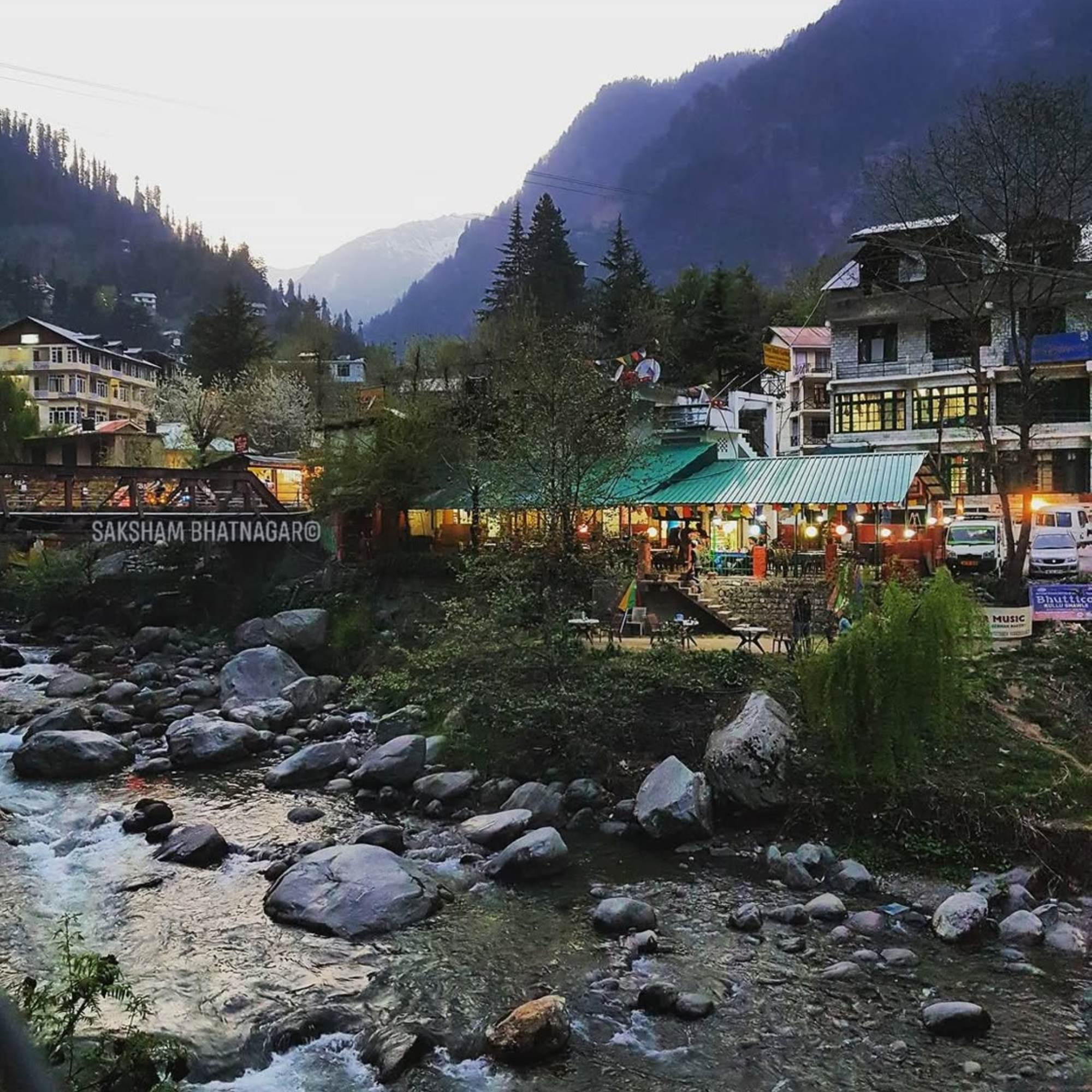 Café Hop in Old Manali