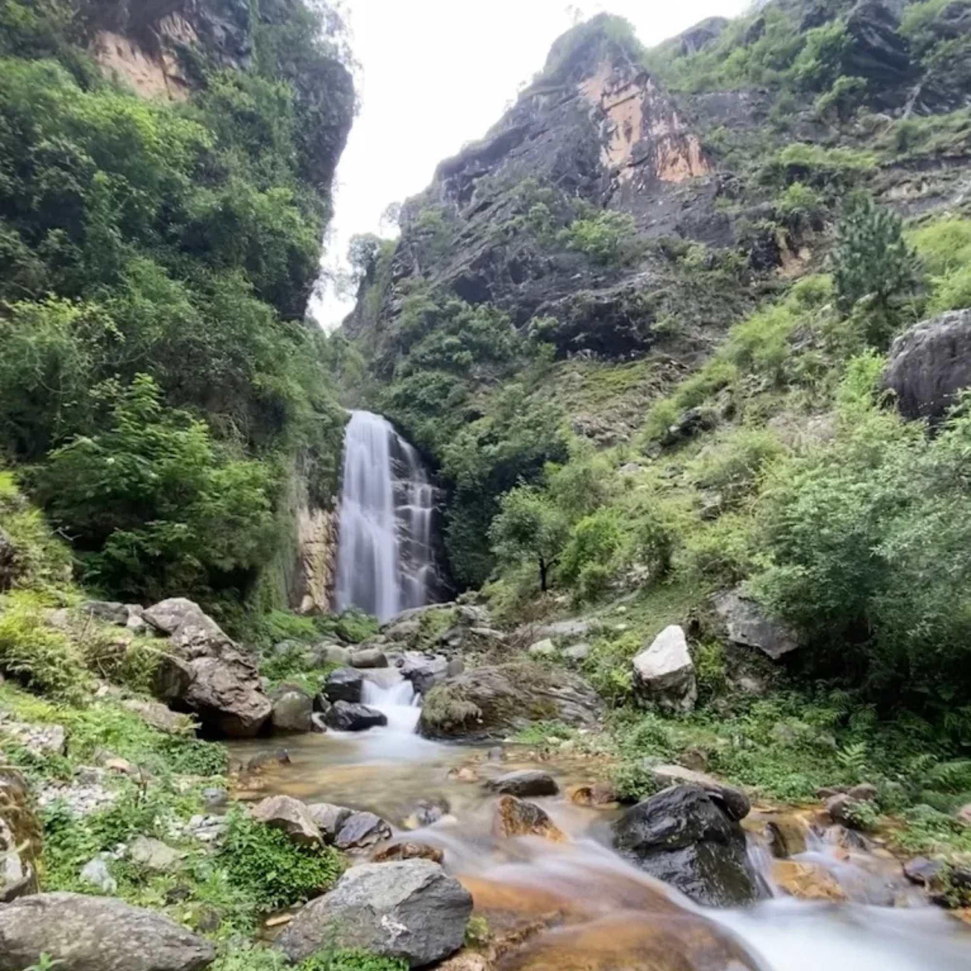 Rupi Raila Waterfall