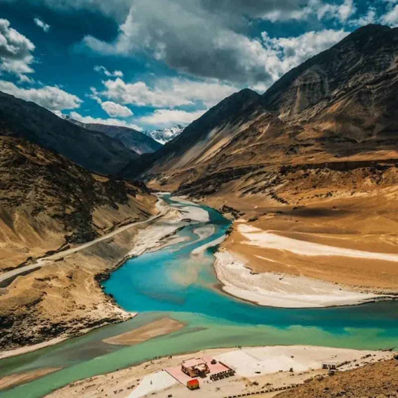Most Loved Zanskar Valley 4x4 Group Expedition