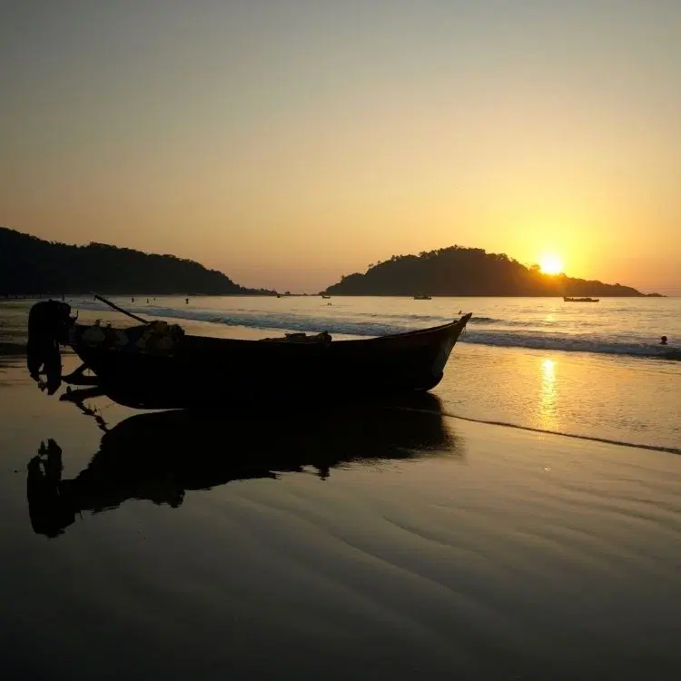 Watch Sunrise at a Quiet South Goa Beach
