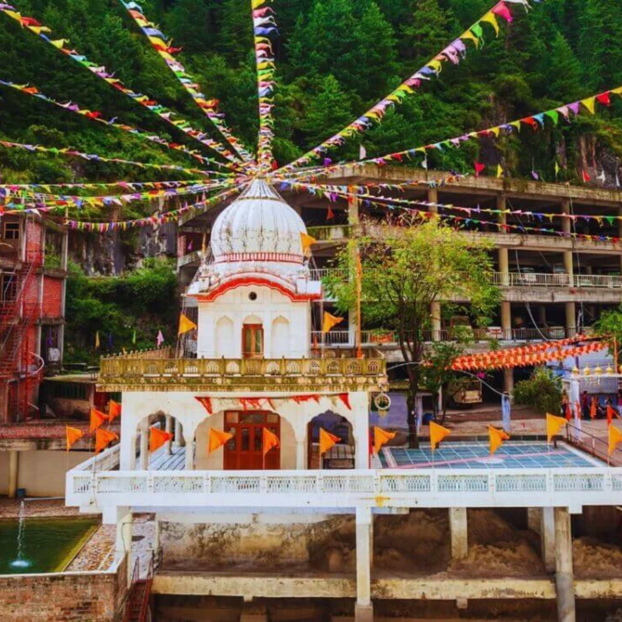 Pilgrims gathering at Manikaran Sahib to seek blessings and experience its sacred heritage.jpg