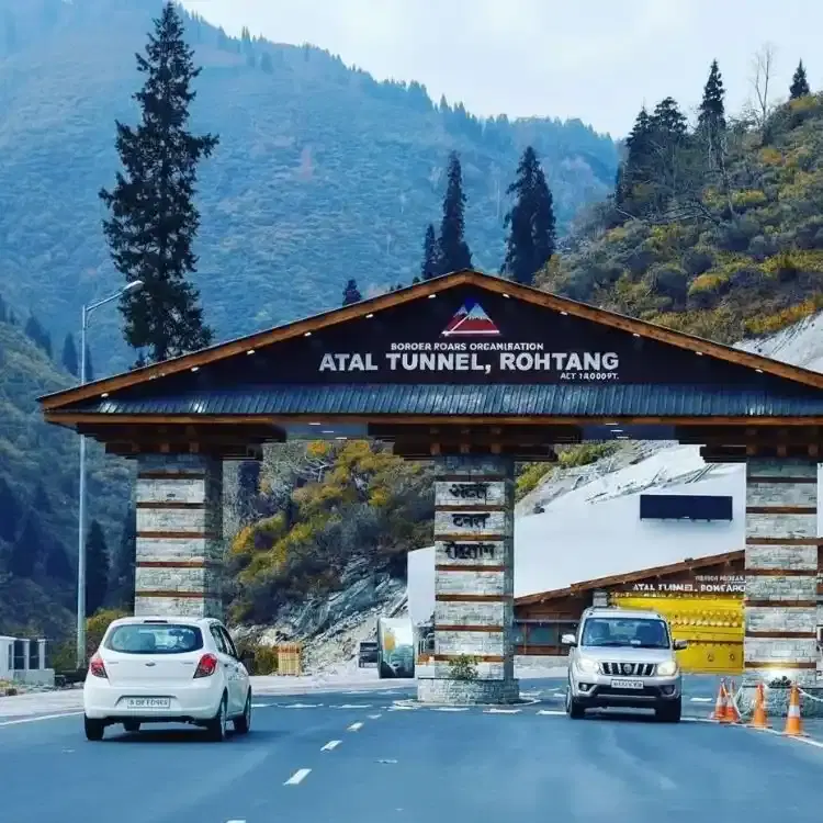 Drive Through Atal Tunnel