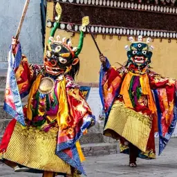 spiti-ladarcha-festival-group-tour-with-chandratal-10d9n