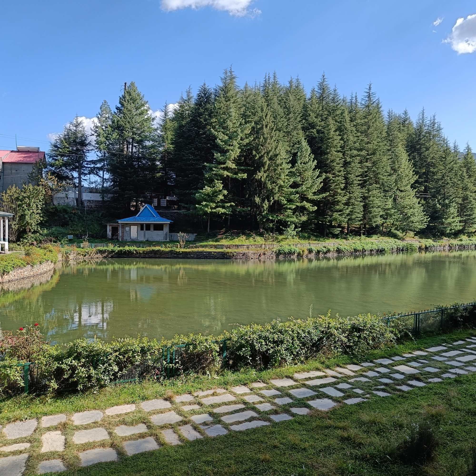 Panoramic mountain views from Narkanda in Shimla district