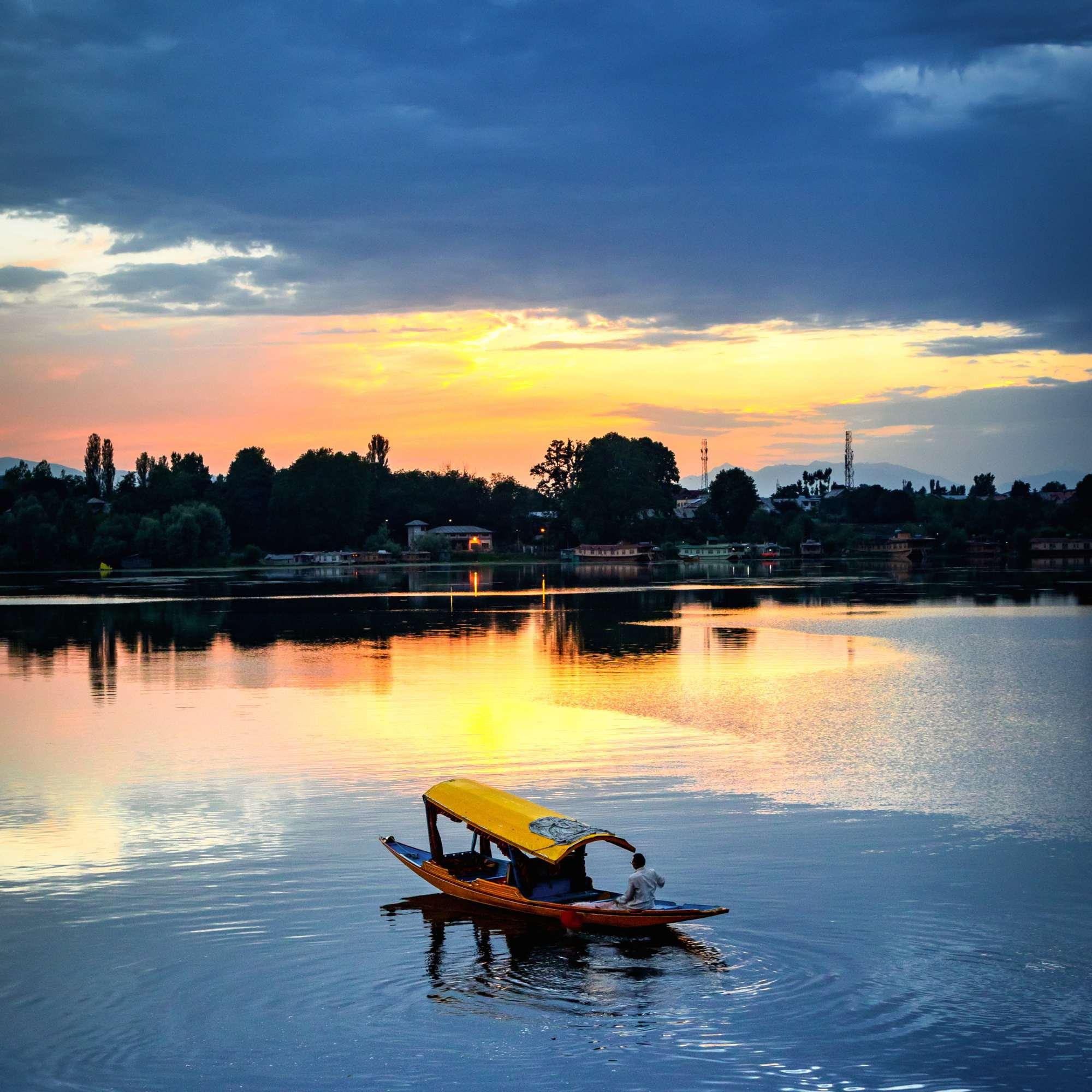 Best Time to Visit Kashmir