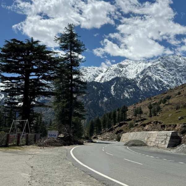 Manali to Rohtang Pass distance