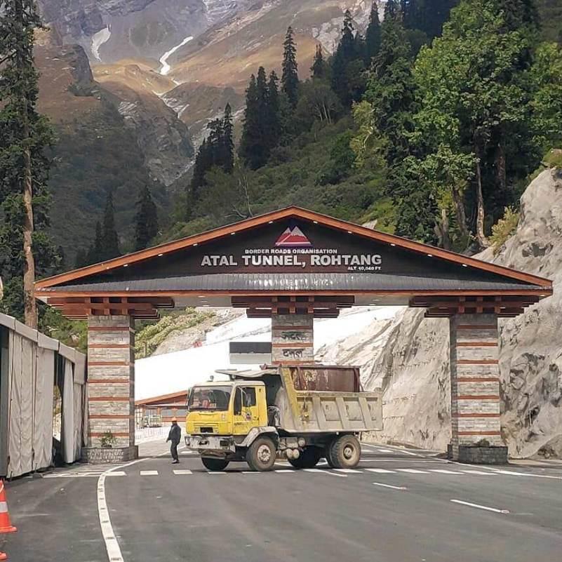Atal Tunnel vs Rohtang Pass