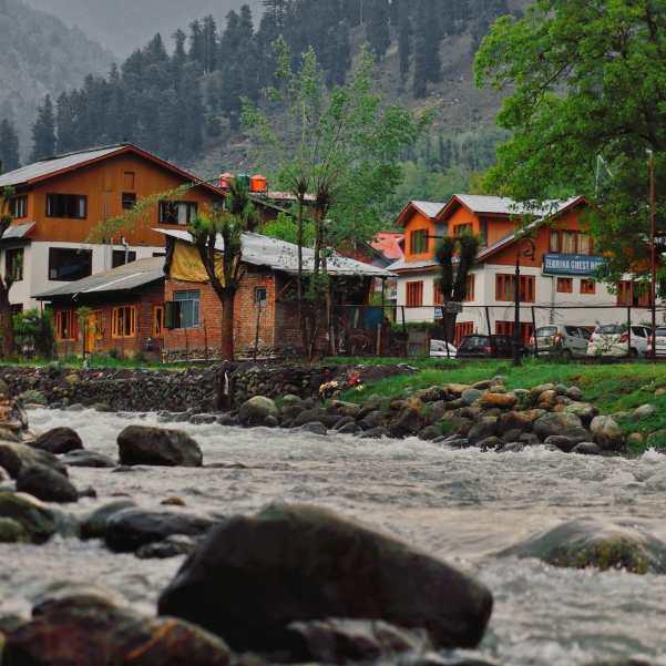 offbeat places near Manali