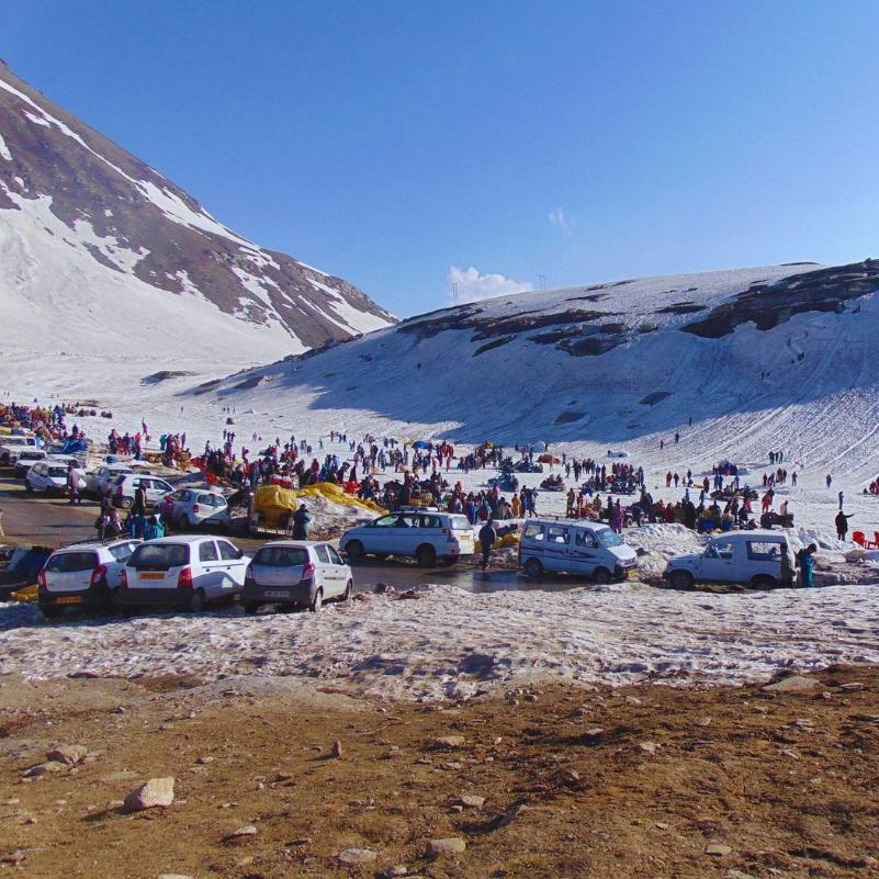 Rohtang Pass vs Solang Valley